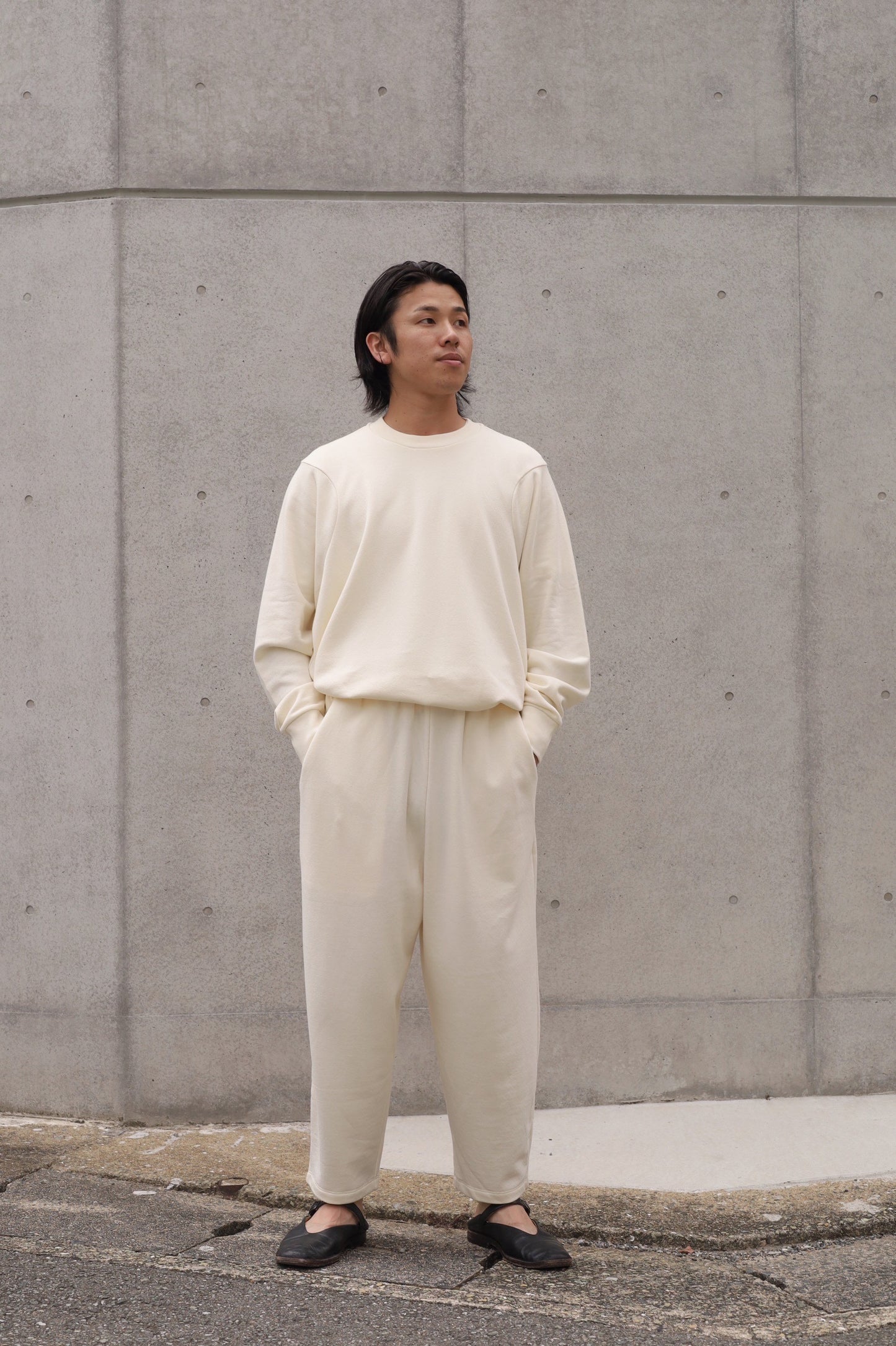 WONDER ROOM SWEAT SLACKS friend