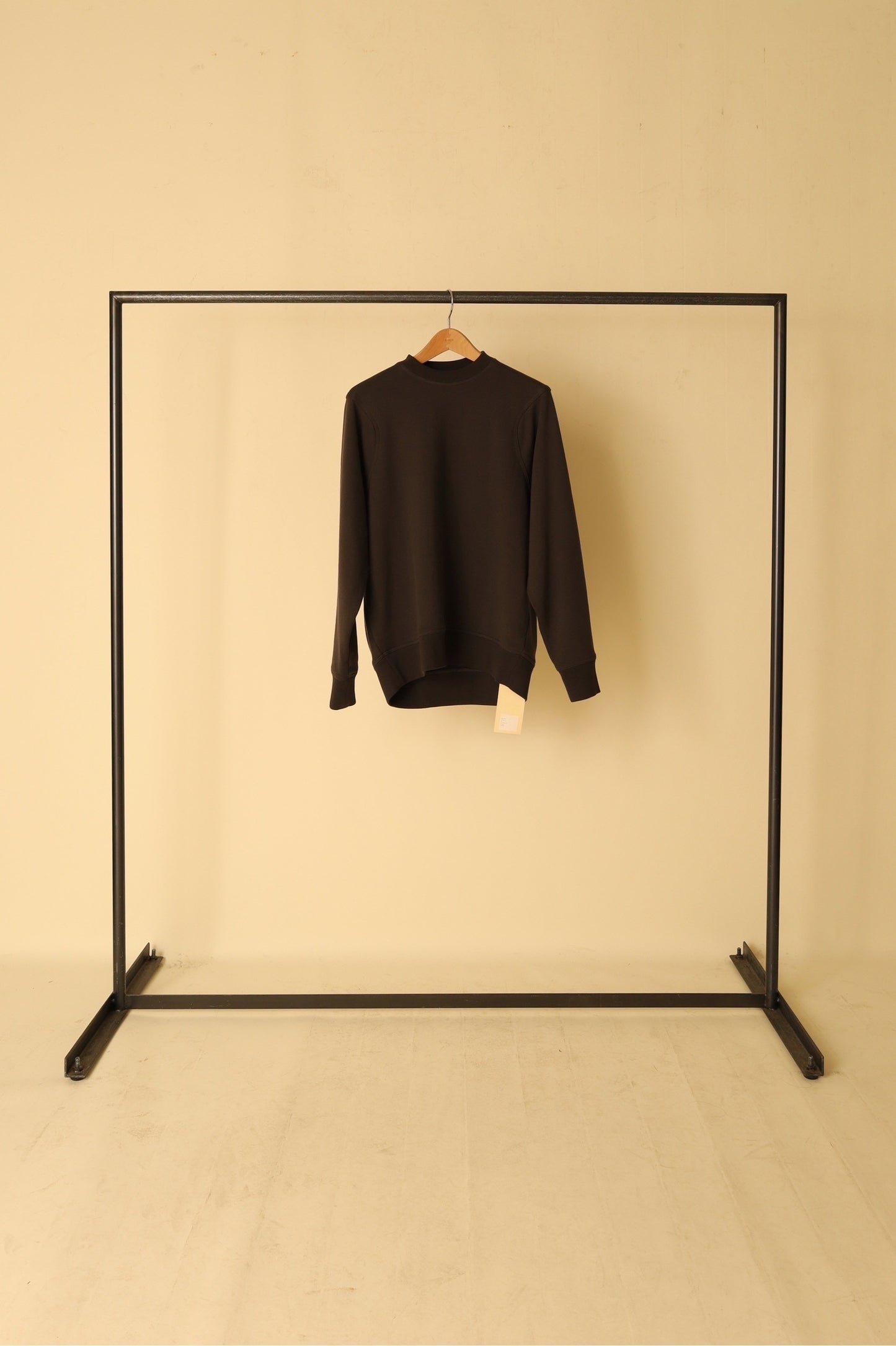 WONDER ROOM CREWNECK SWEAT SHIRT egg