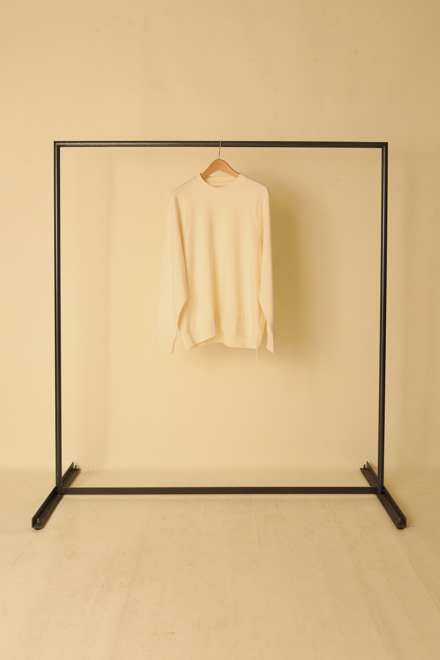 WONDER ROOM CREWNECK SWEAT SHIRT friend