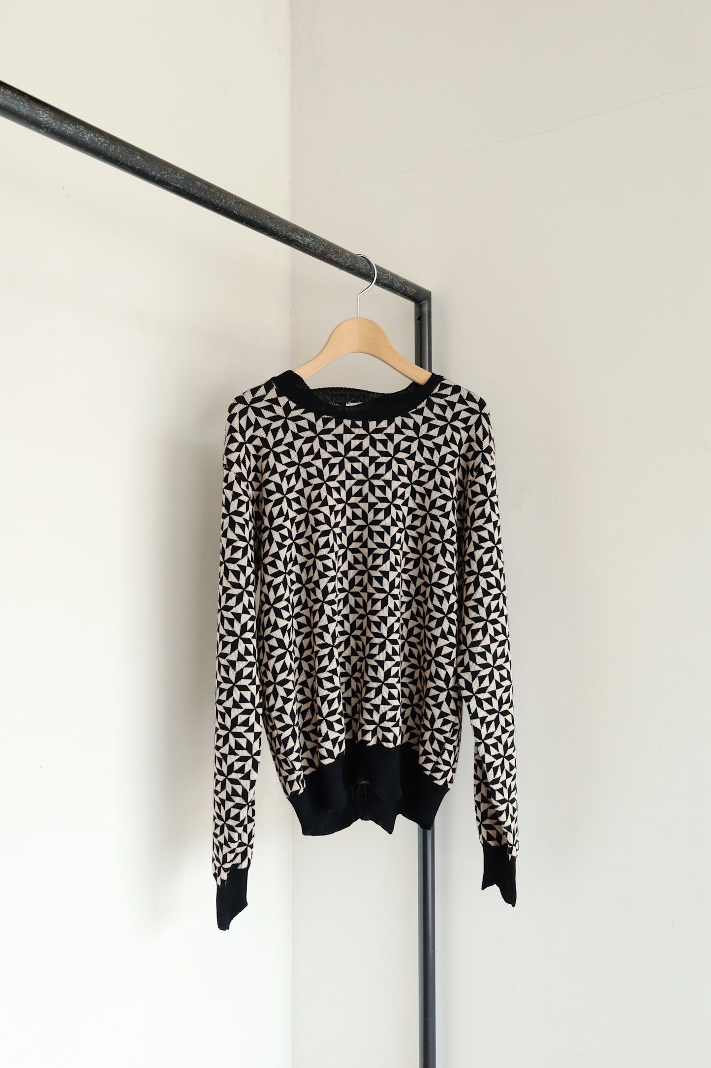 jonnlynx geometric pullover