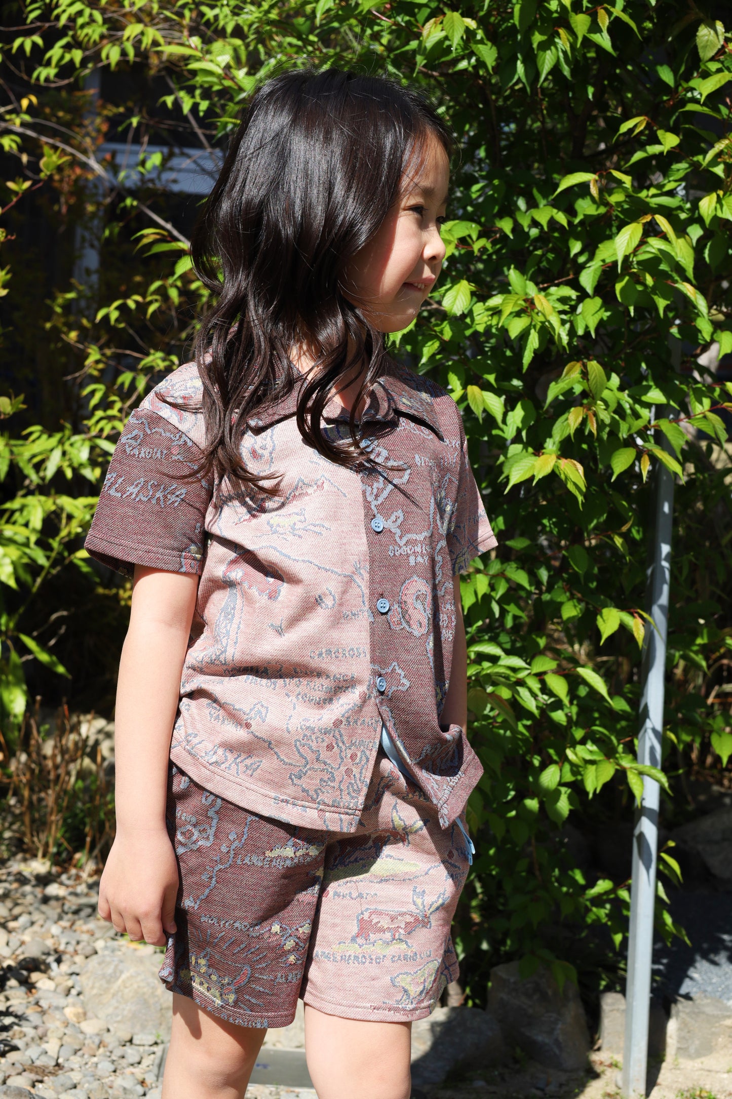 jonnlynx tiny people SOUVENIR MAP SHORTS