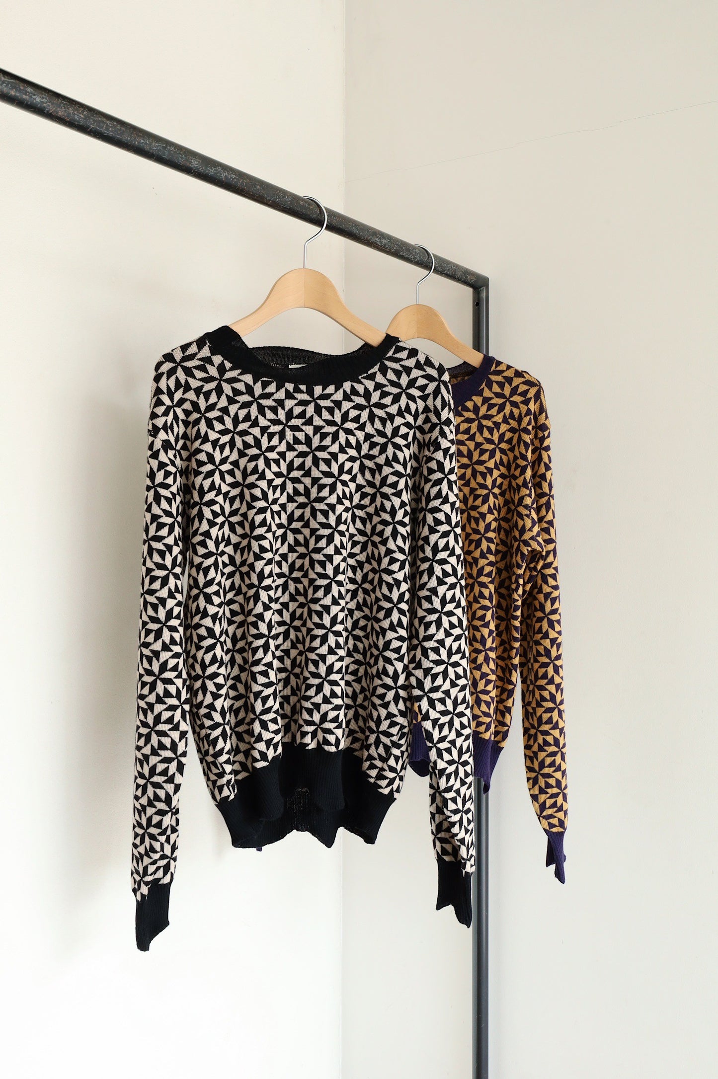 jonnlynx geometric pullover