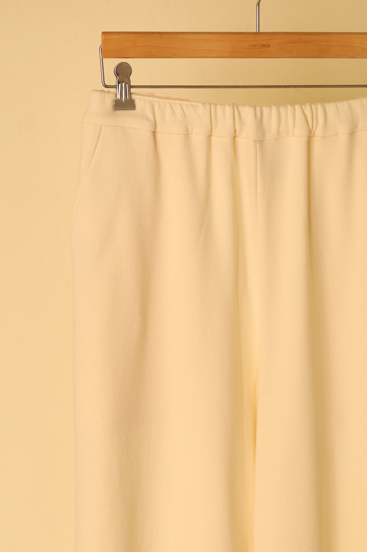 WONDER ROOM SWEAT SLACKS friend