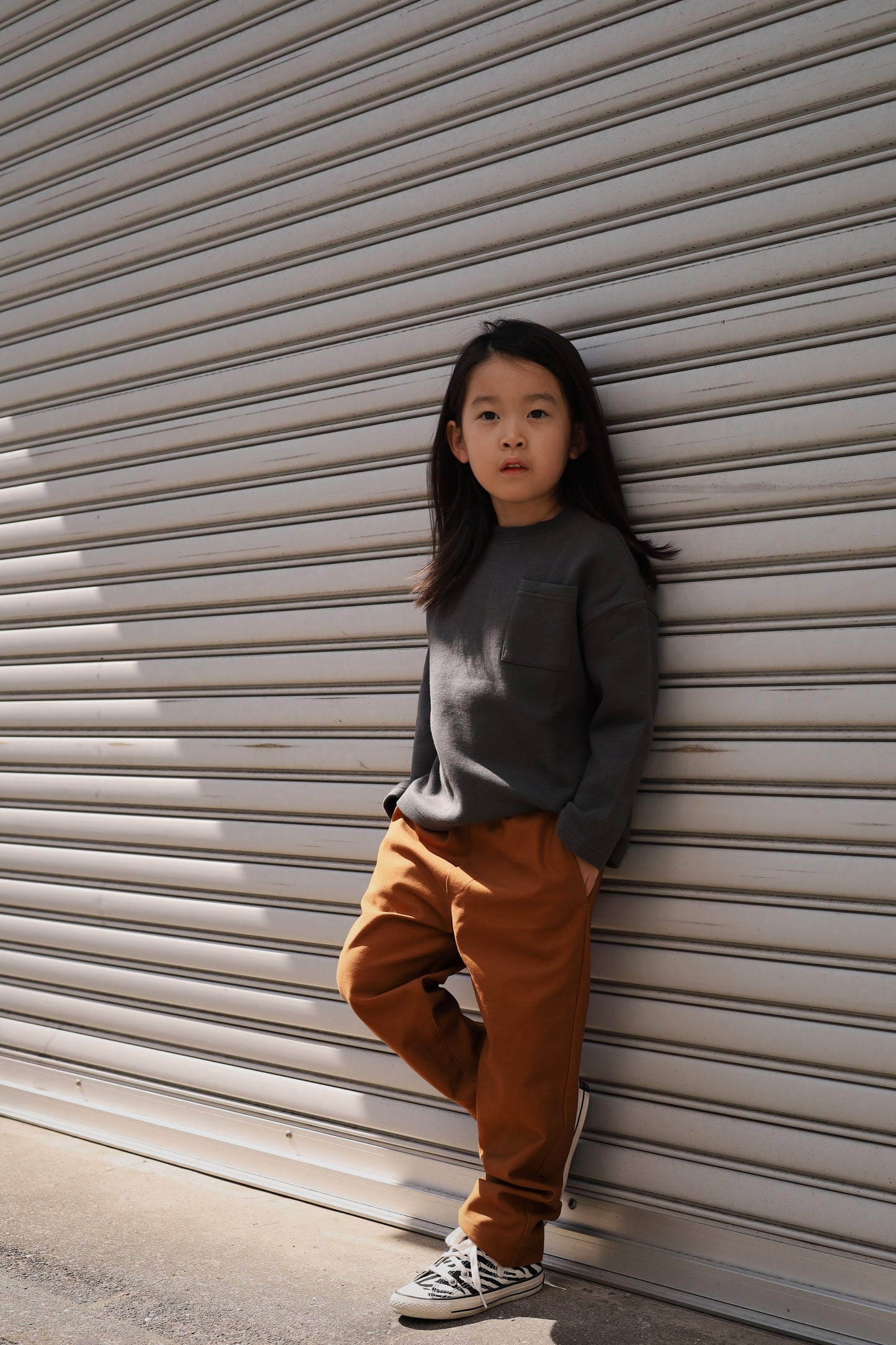 jonnlynx tiny people CARDBOARD TEE