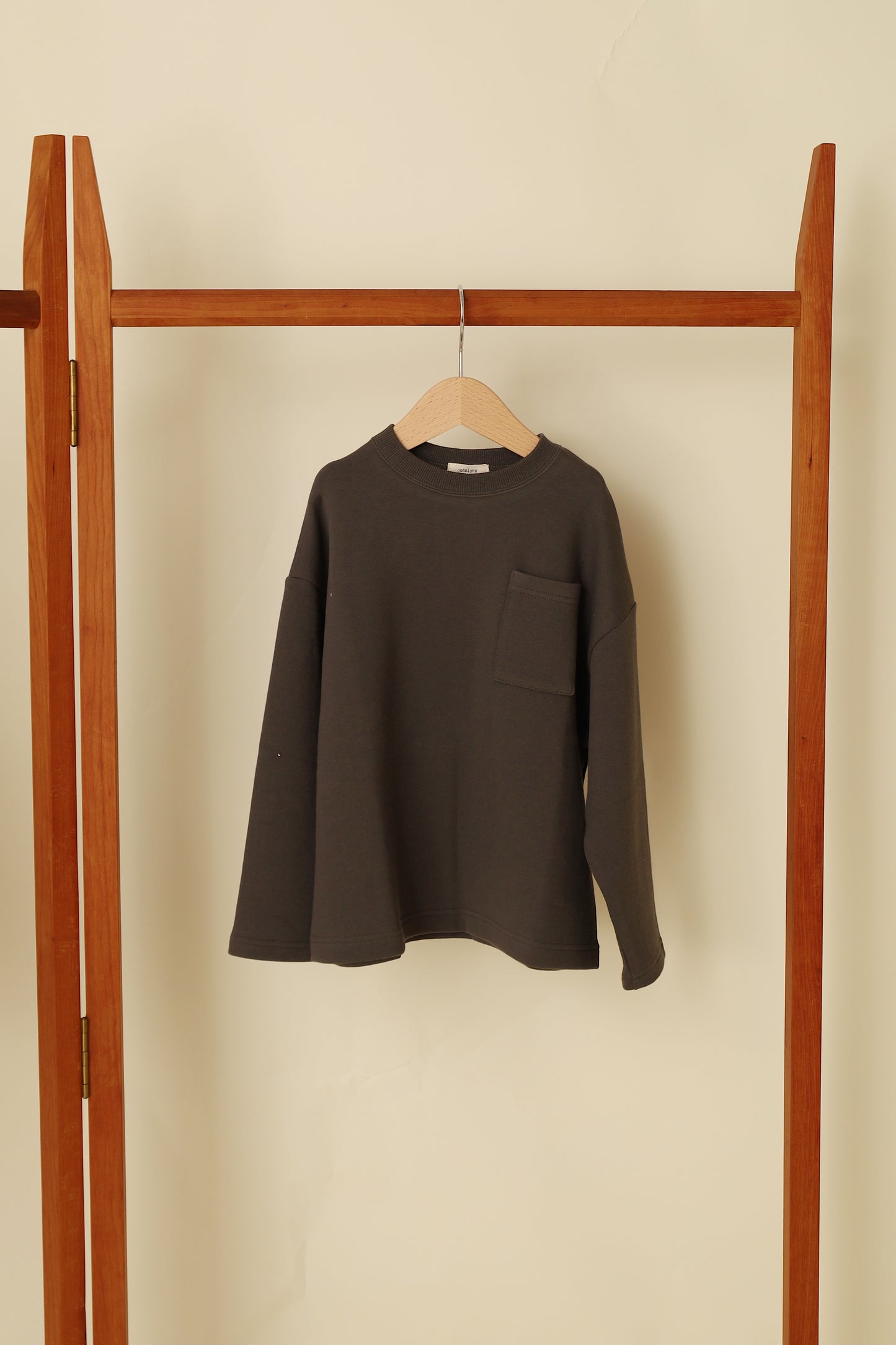 jonnlynx tiny people CARDBOARD TEE