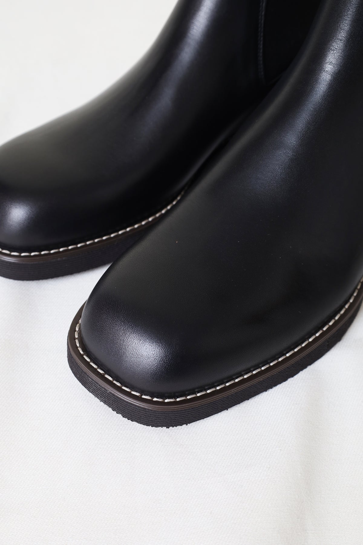LEMAIRE CHELSEA BOOTS