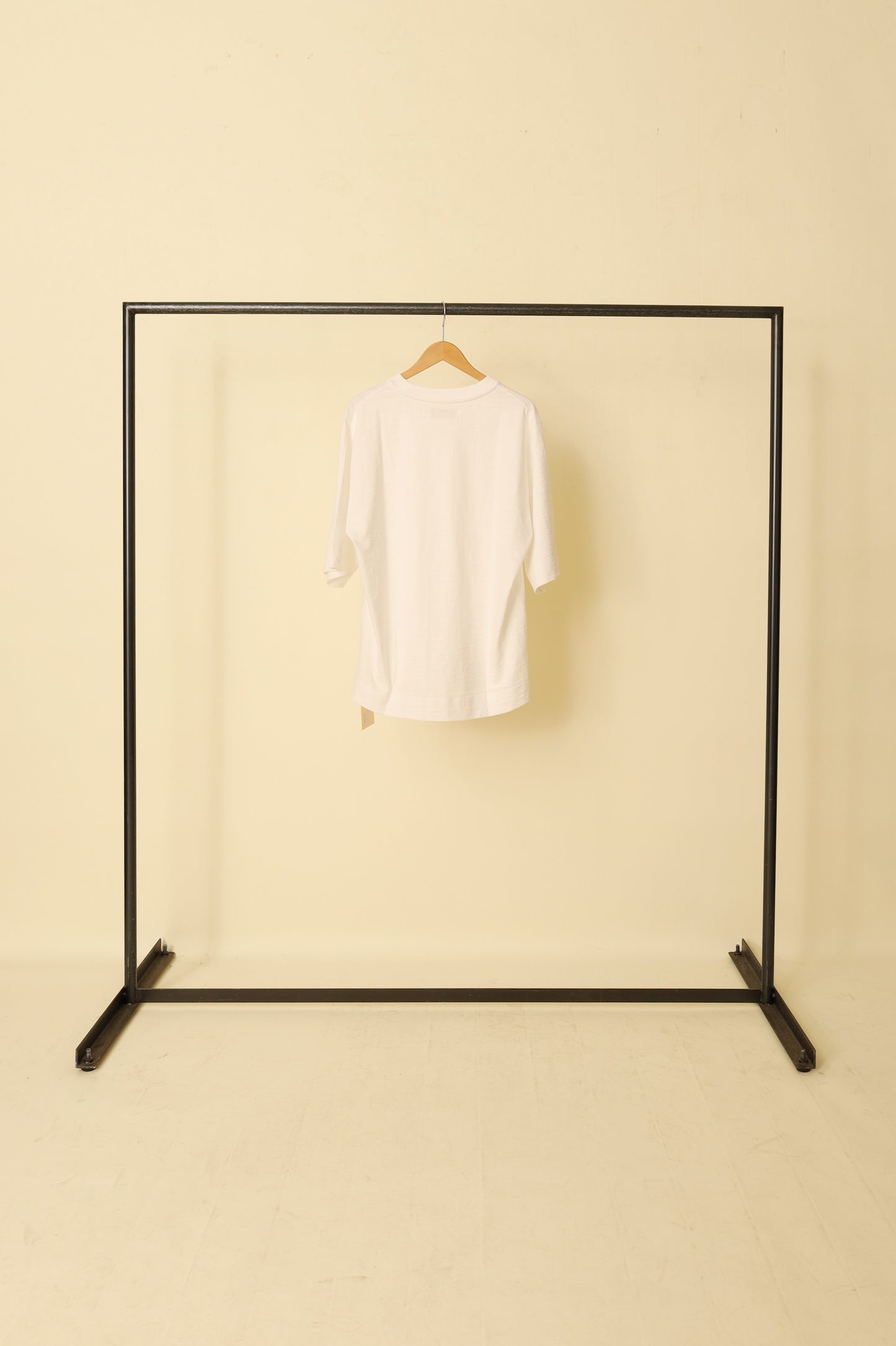 WONDER ROOM S/S Crewneck Tee