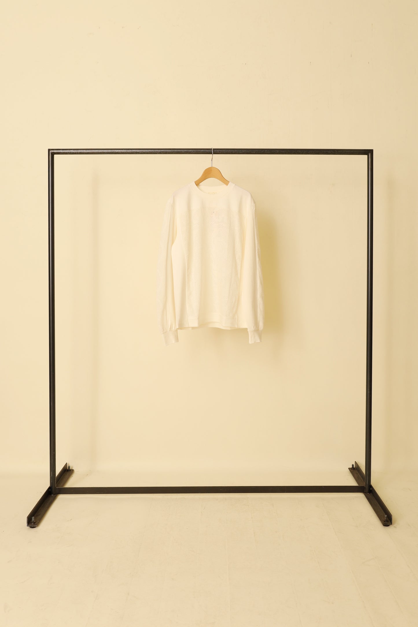 jonnlynx mesh flower tee