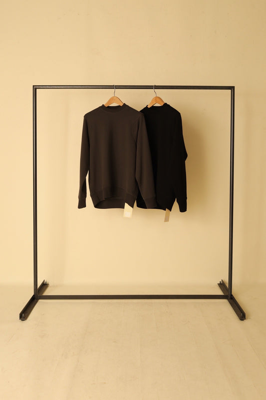 WONDER ROOM  CREWNECK SWEAT SHIRT  egg