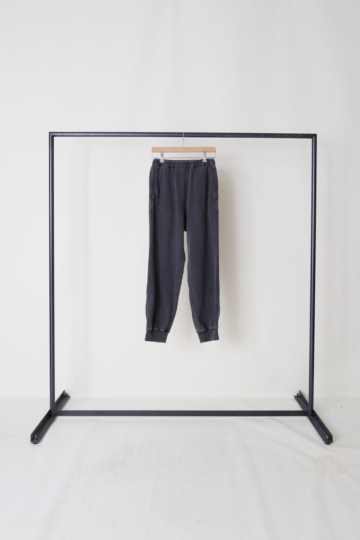 WR/ESSE THE FRAME