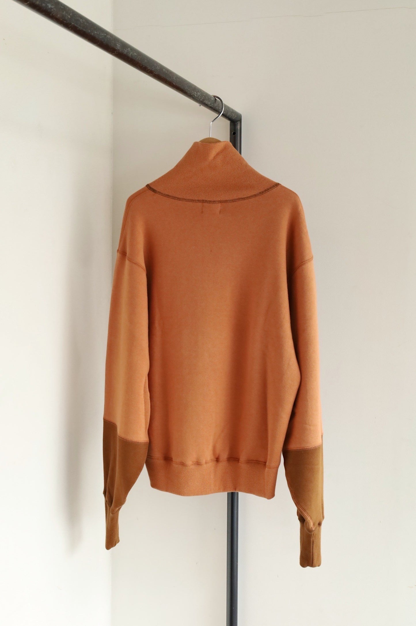 jonnlynx  urake pullover