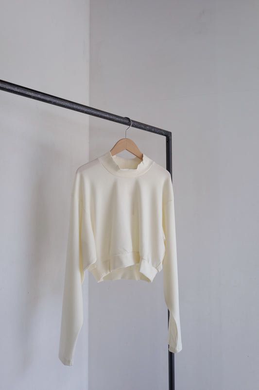 jonnlynx  mock neck short pullover