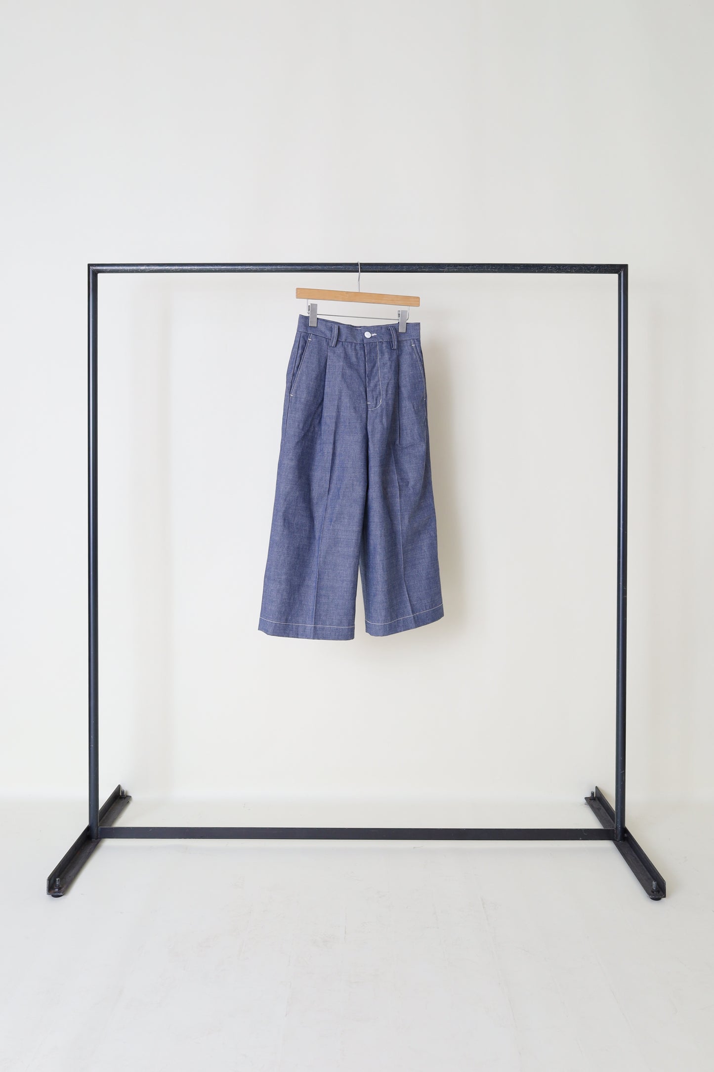 jonnlynx CROPPED DENIM