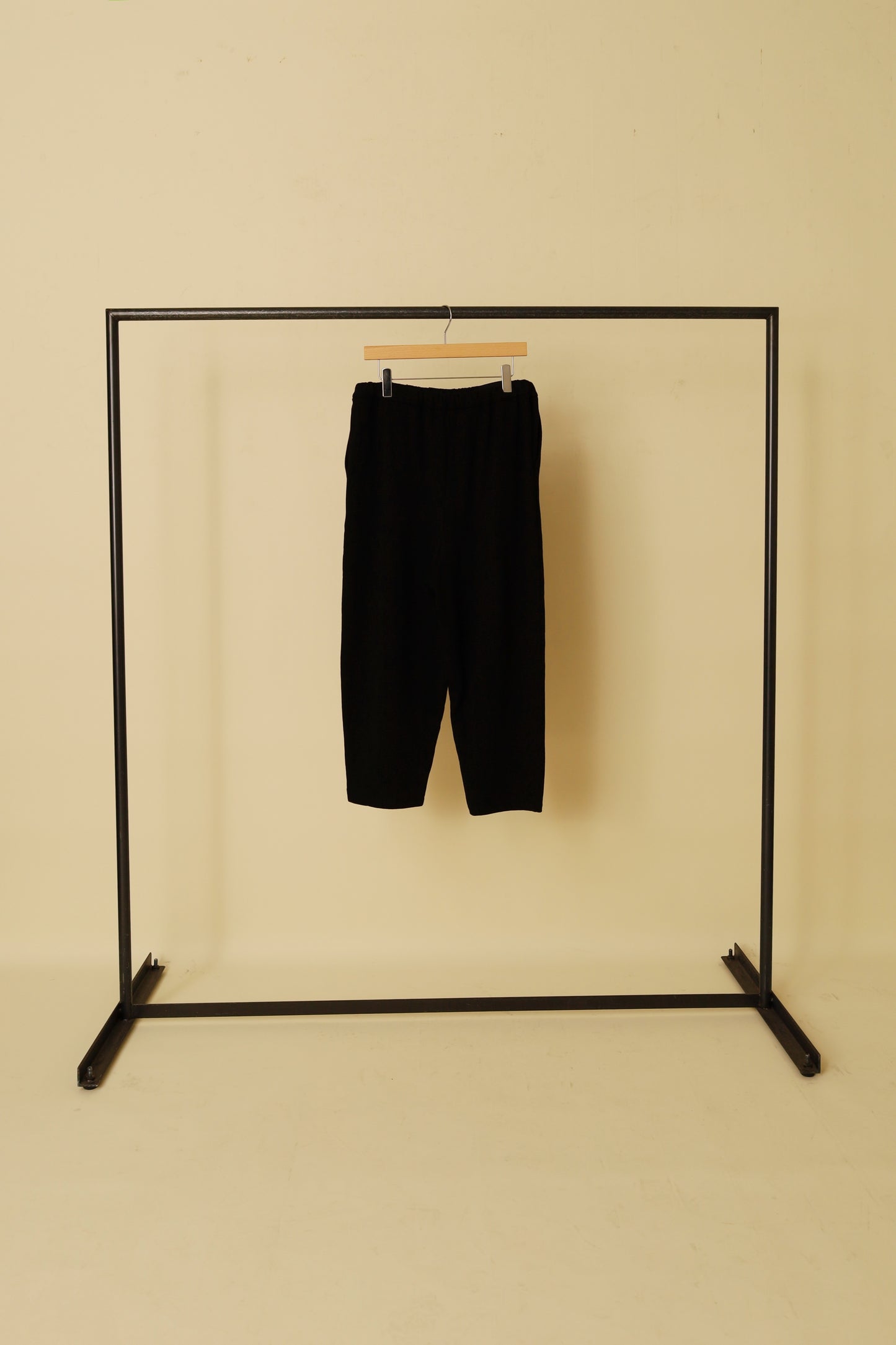 WONDER ROOM SWEAT SLACKS