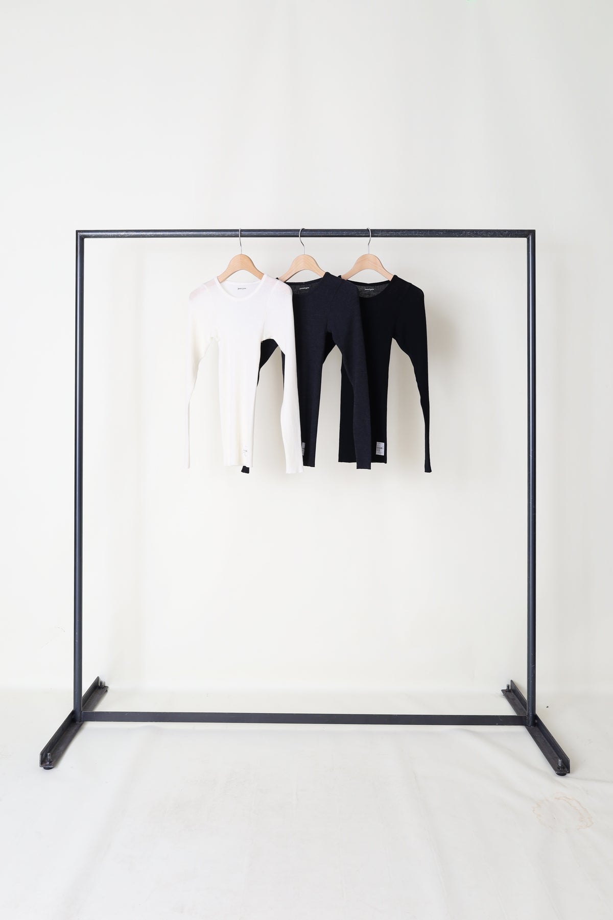 jonnlynx WOOL TEREKO LONG TEE