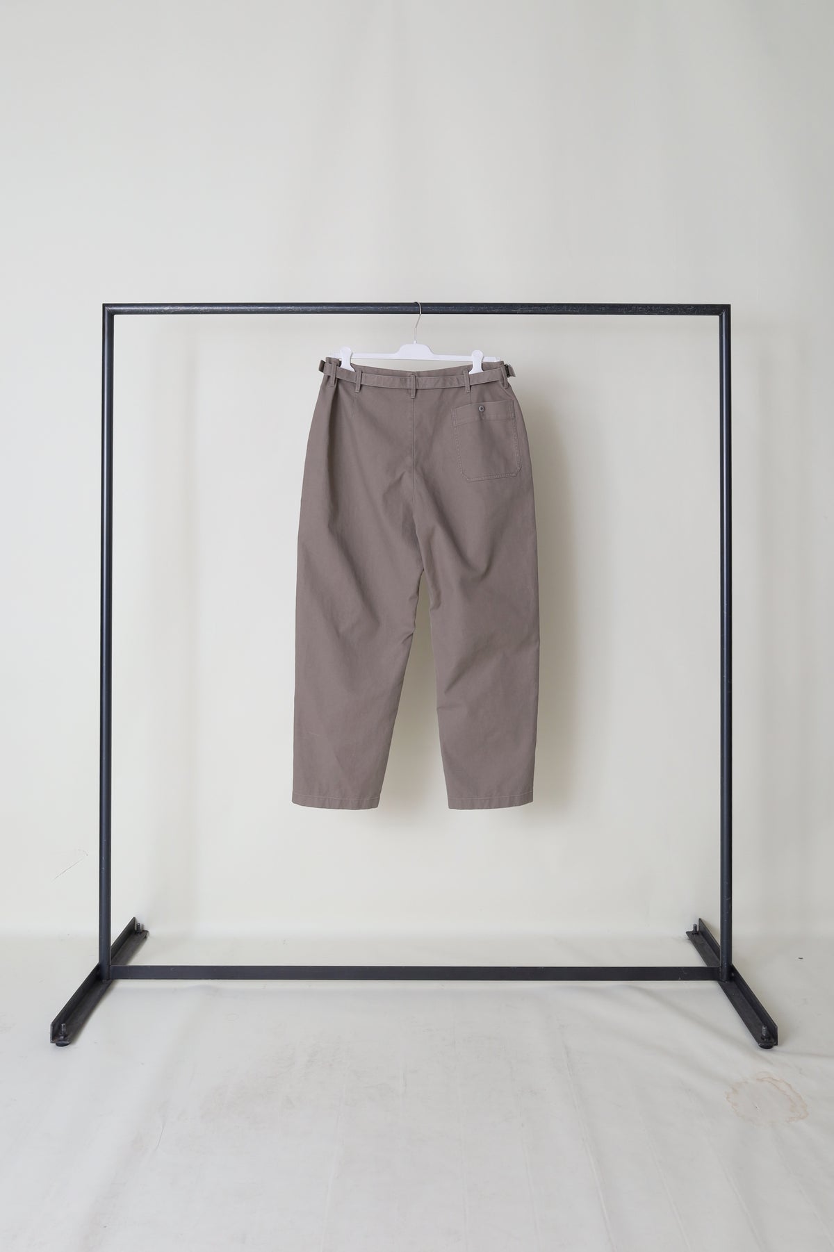 LEMAIRE TAPERED PANTS