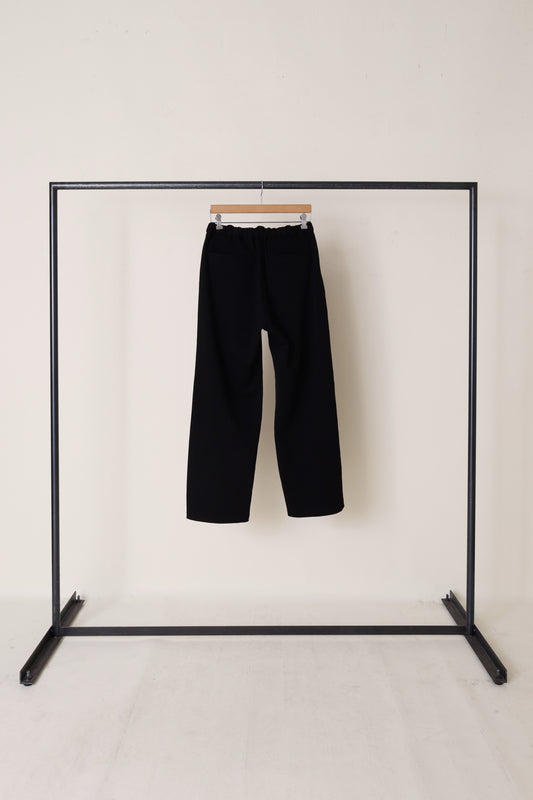 WONDER ROOM THE STEP PEBBLE