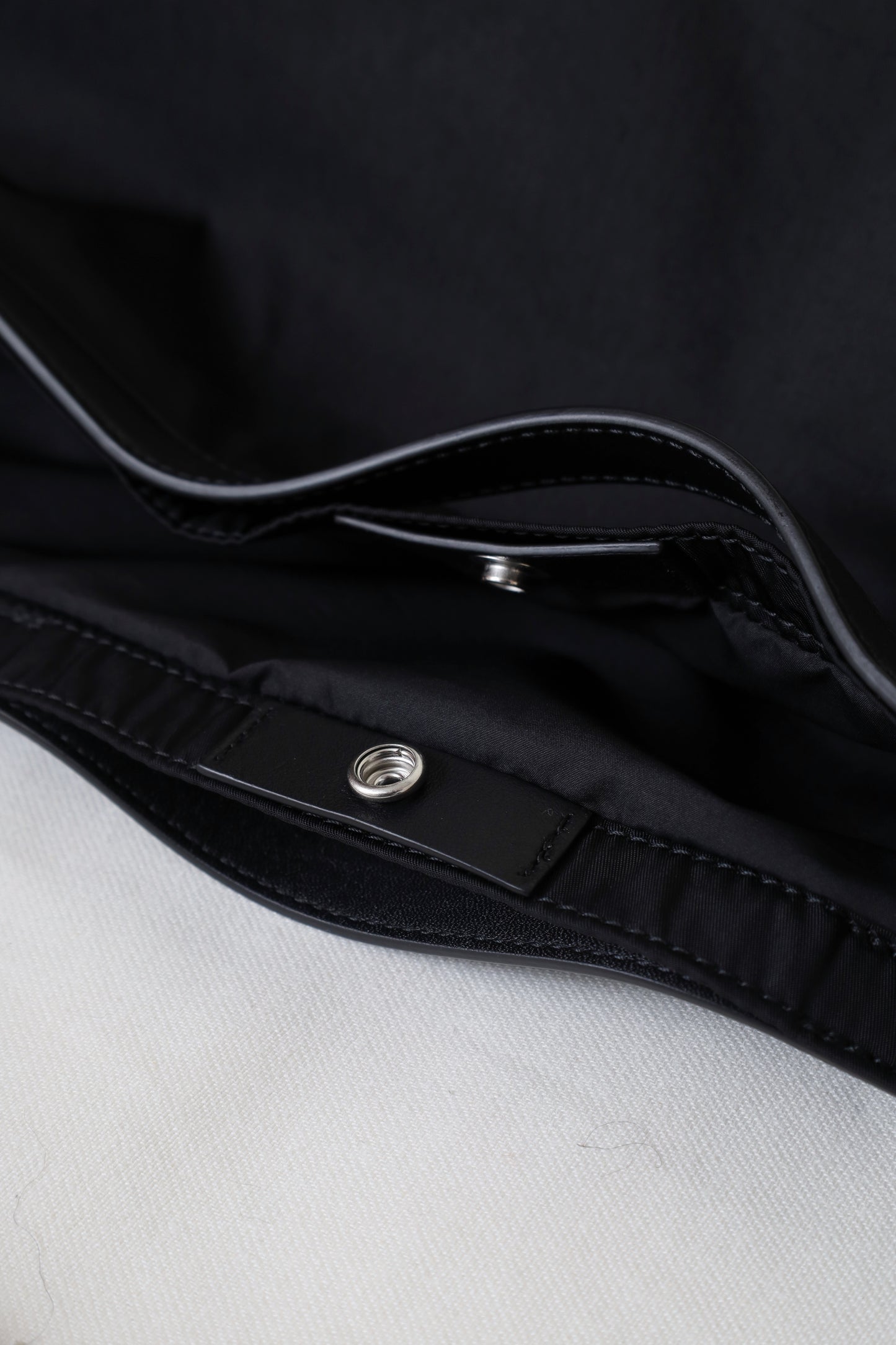 JIL SANDER SOFT ROLLED HOBO